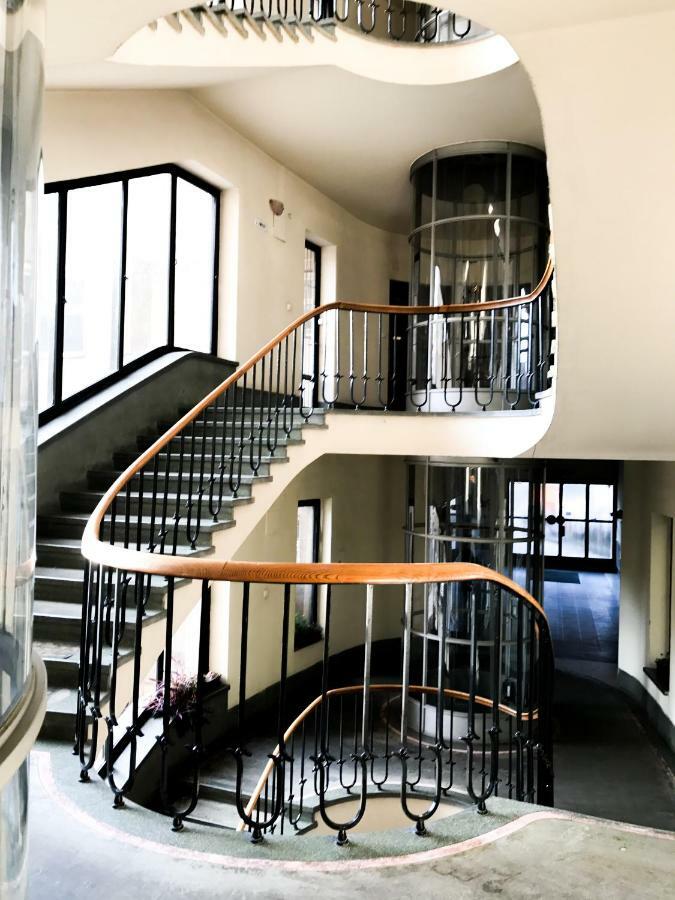 Spacious Bauhaus Icon Flat With Fitness Room In Central Buda, Close To The River And Margaret Island Budapest Eksteriør bilde