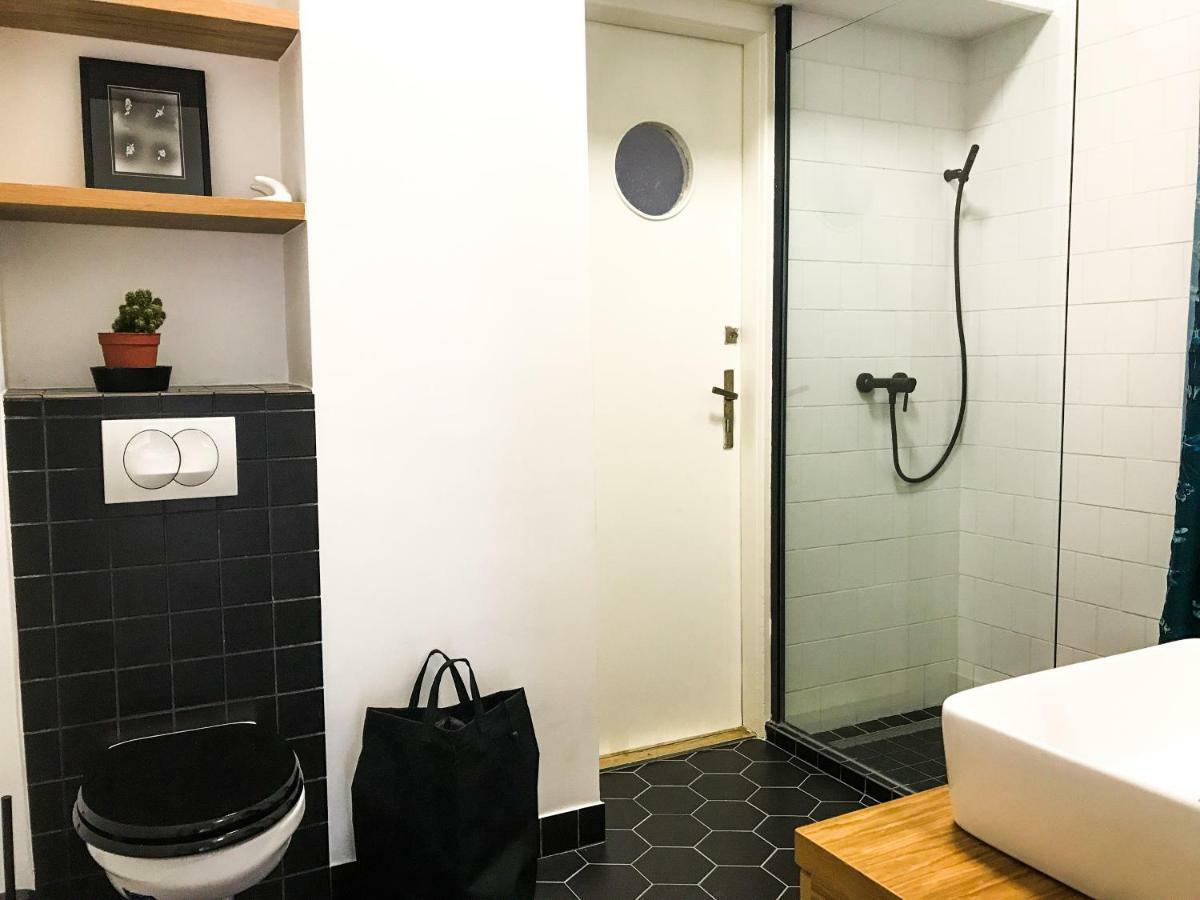 Spacious Bauhaus Icon Flat With Fitness Room In Central Buda, Close To The River And Margaret Island Budapest Eksteriør bilde