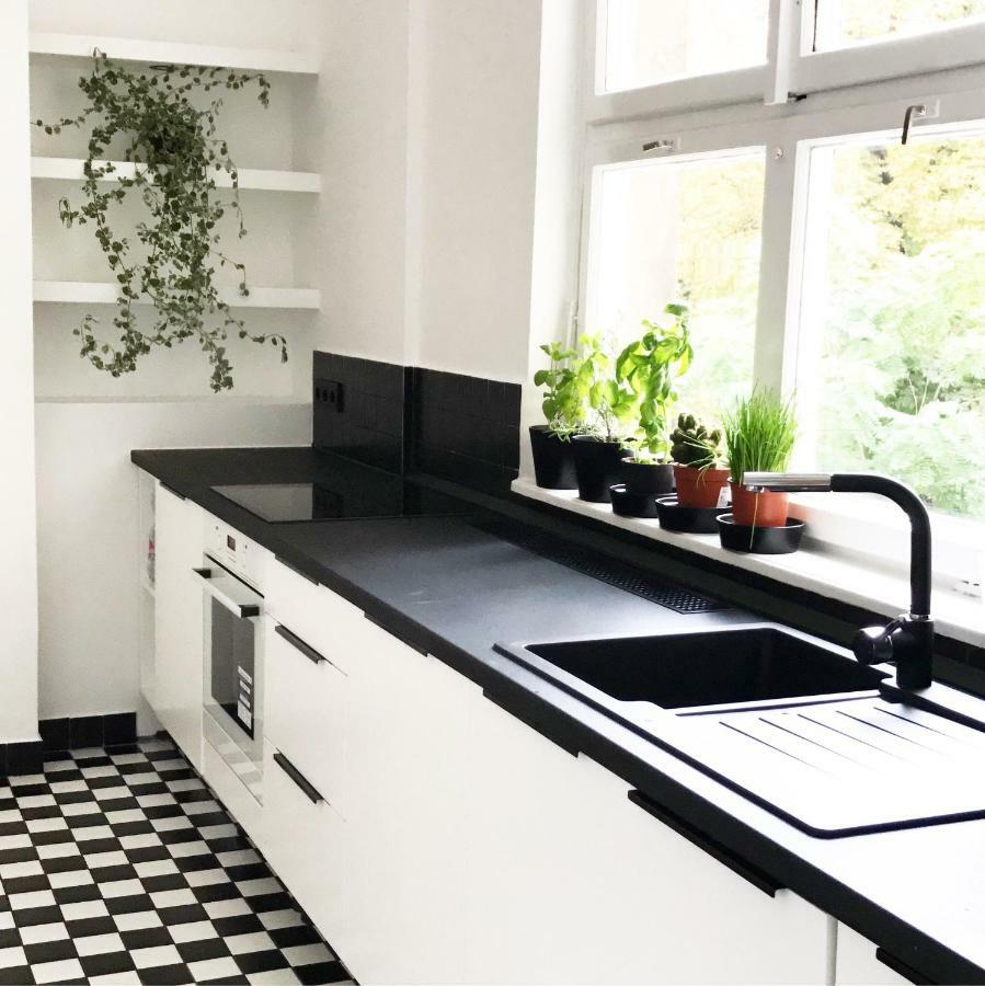 Spacious Bauhaus Icon Flat With Fitness Room In Central Buda, Close To The River And Margaret Island Budapest Eksteriør bilde