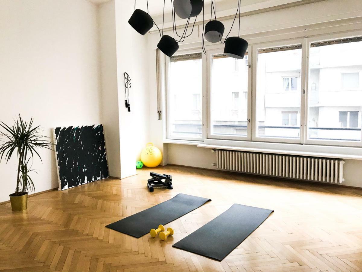 Spacious Bauhaus Icon Flat With Fitness Room In Central Buda, Close To The River And Margaret Island Budapest Eksteriør bilde